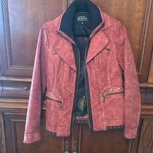Beautiful faux leather jacket with sweater detail. size Small